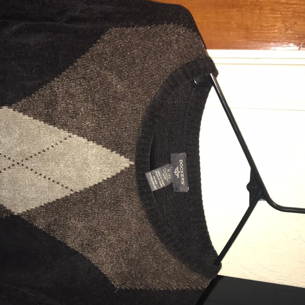 Sweater - Picture 3 of 3